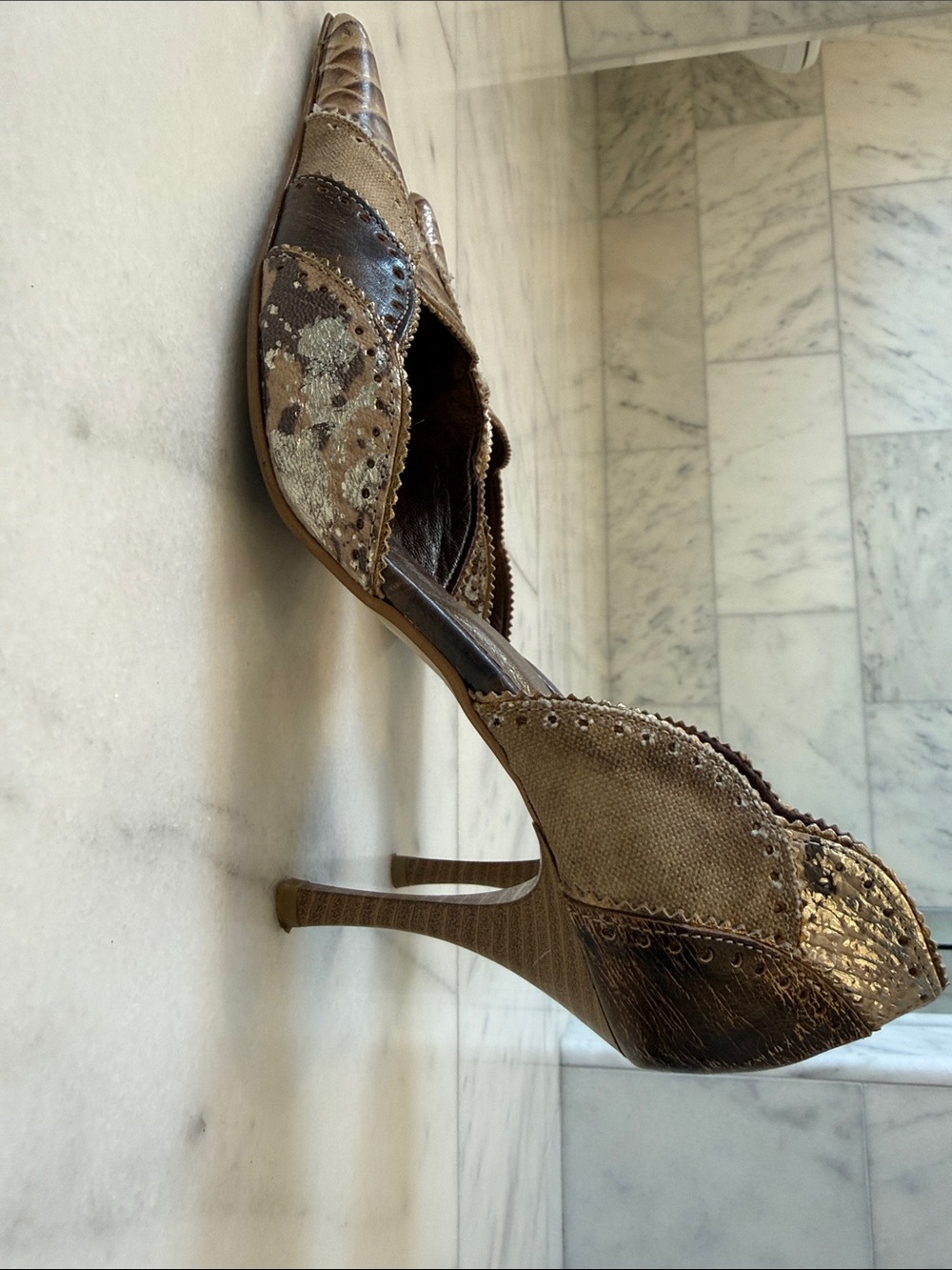 Women’s Metallic Brown Pointed-Toe Pumps - Picture 4 of 8